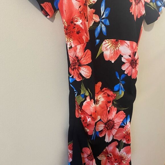 PINKBLUSH Black Floral Fitted Maternity Dress - Picture 9 of 11